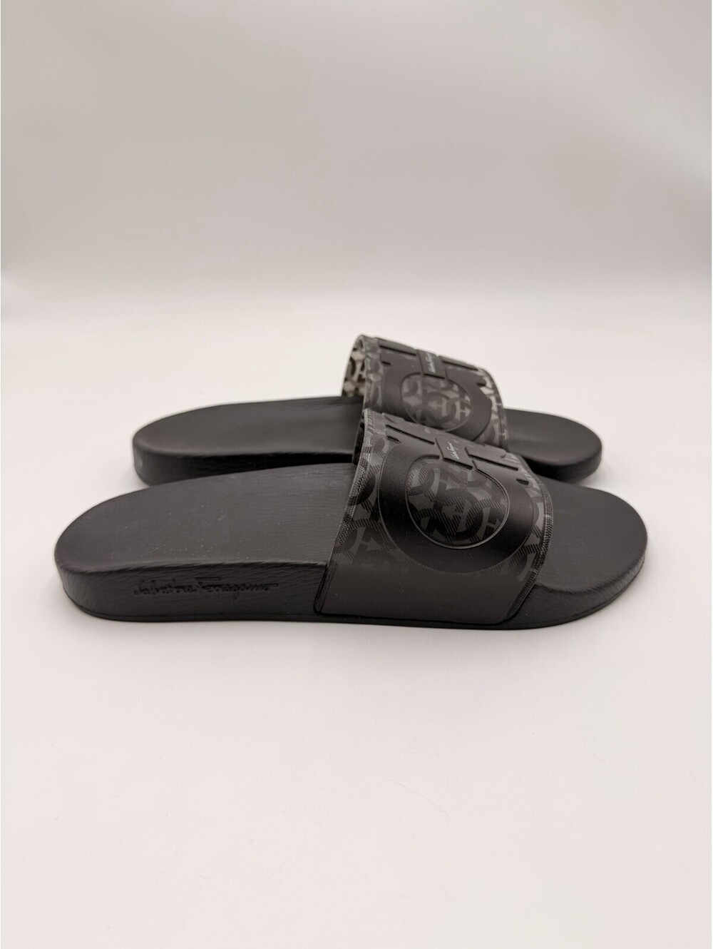Salvatore Ferragamo Men's Groove Black Slide Sandals Size 7M
